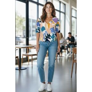 Jodifl Women's Abstract Print Puff Short Sleeve V Neck Top Size Small